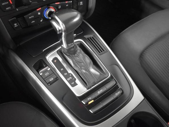 Audi A4 IV (B8) Рестайлинг с пробегом 2013 года, цена 1 365 900 рублей, 243248 км, седан, Автокод Объявления