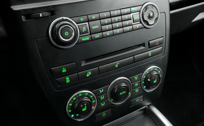 Land Rover Freelander II Рестайлинг 2 с пробегом 2012 года, цена 1 199 000 рублей, 261650 км, внедорожник, Автокод Объявления