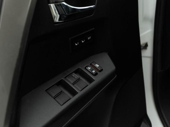 Toyota RAV4 IV (XA40) Рестайлинг с пробегом 2019 года, цена 3 097 444 рубля, 126285 км, внедорожник, Автокод Объявления