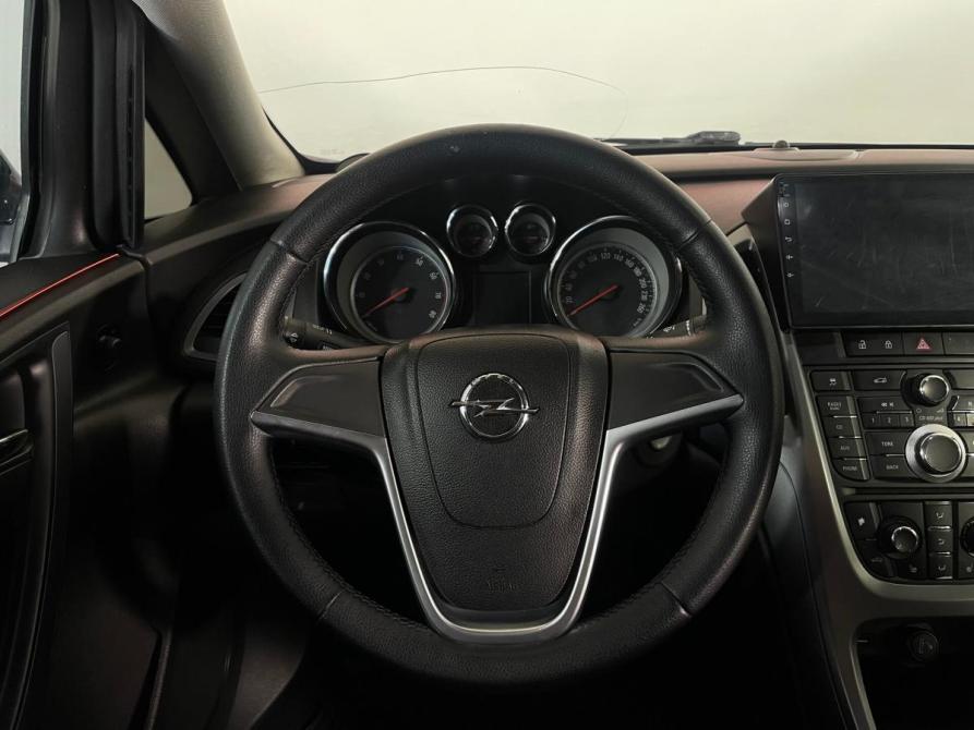 Opel Astra J Рестайлинг Воронеж  - изображение 11