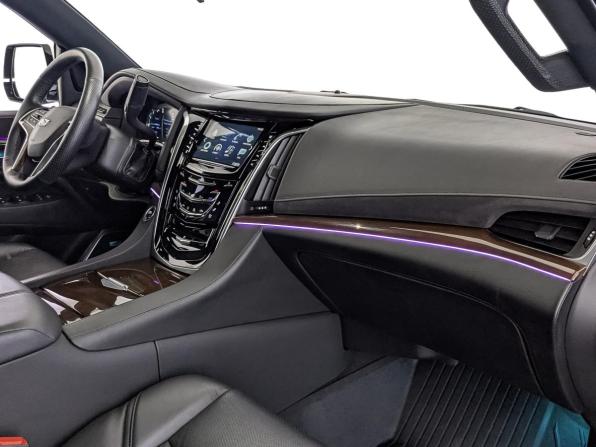 Cadillac Escalade IV с пробегом 2020 года, цена 6 100 000 рублей, 47064 км, внедорожник, Автокод Объявления