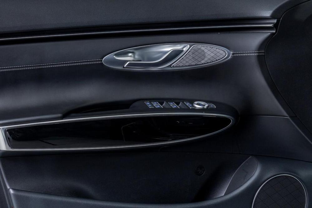 Genesis GV70 I Казань  - изображение 14