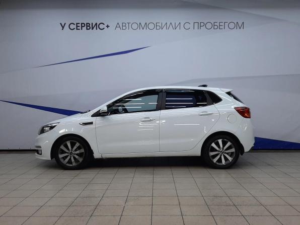 Kia Rio III Рестайлинг с пробегом 2017 года, цена 970 000 рублей, 180573 км, хэтчбек, Автокод Объявления