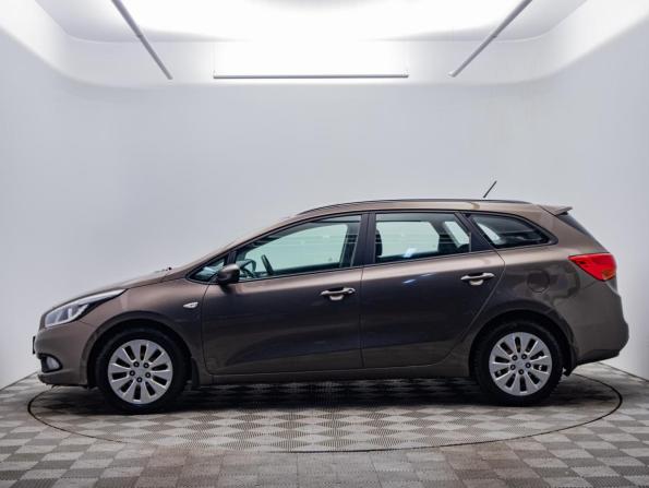 Kia Ceed II с пробегом 2014 года, цена 747 000 рублей, 233971 км, универсал, Автокод Объявления