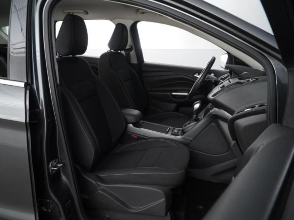 Ford Kuga II Рестайлинг с пробегом 2018 года, цена 1 849 077 рублей, 40034 км, внедорожник, Автокод Объявления