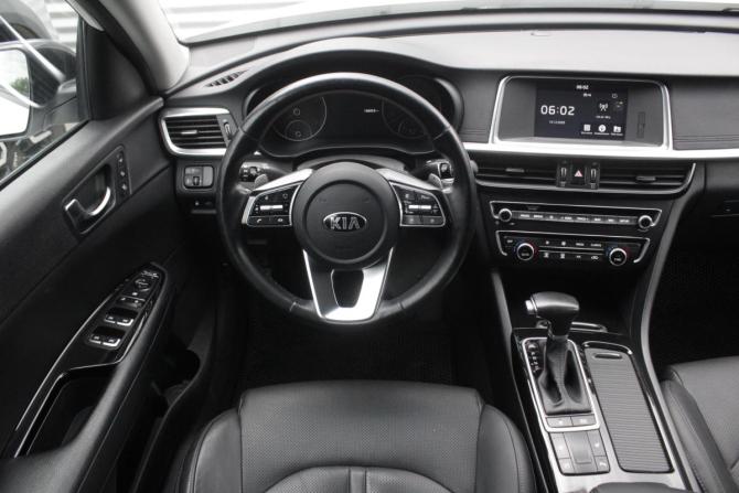 Kia Optima IV Рестайлинг с пробегом 2019 года, цена 1 745 000 рублей, 186851 км, седан, Автокод Объявления