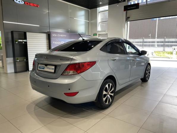 Hyundai Solaris I с пробегом 2011 года, цена 800 000 рублей, 109895 км, седан, Автокод Объявления