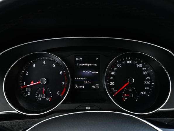 Volkswagen Passat B8 с пробегом 2016 года, цена 1 715 000 рублей, 207391 км, седан, Автокод Объявления