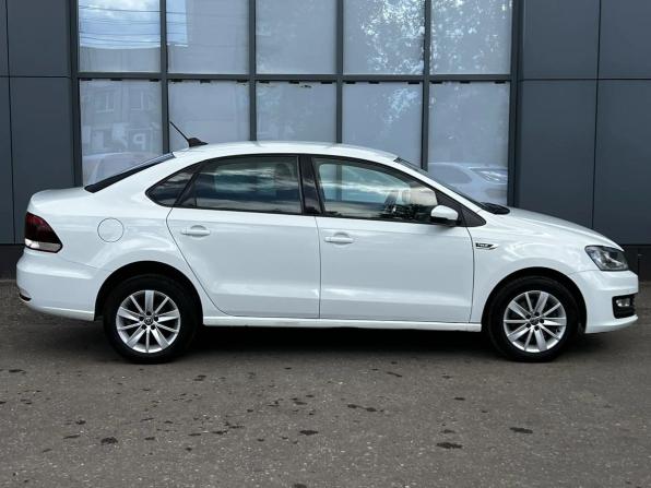 Volkswagen Polo V Рестайлинг с пробегом 2018 года, цена 1 249 000 рублей, 108855 км, седан, Автокод Объявления