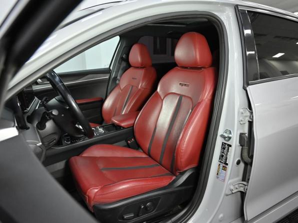 Kia K5 III с пробегом 2021 года, цена 2 549 000 рублей, 50000 км, седан, Автокод Объявления