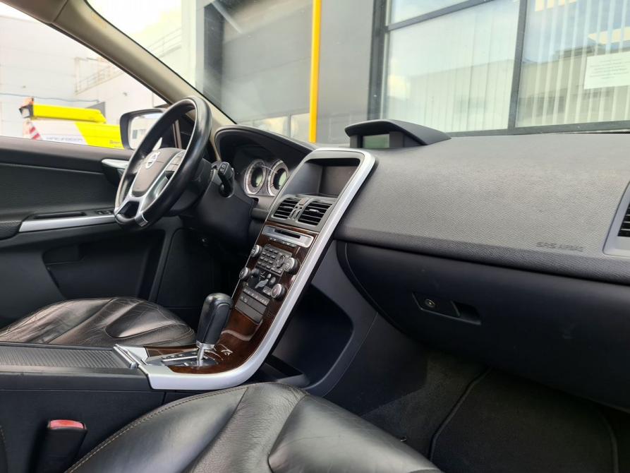 Volvo XC60 I Москва  - изображение 11
