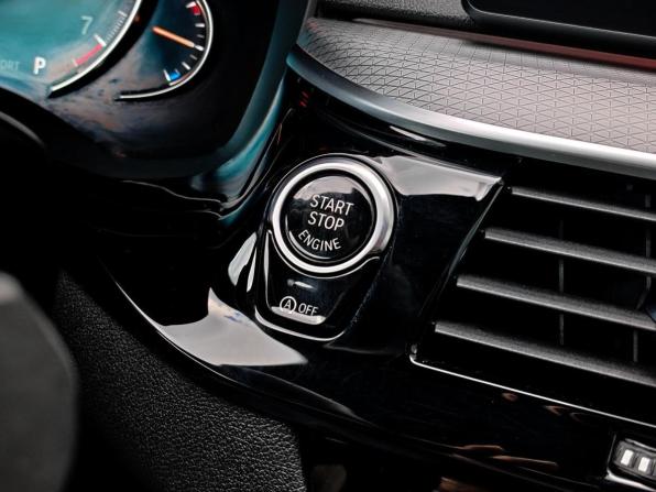 BMW 5 серии VII (G30/G31/G38) с пробегом 2018 года, цена 3 550 000 рублей, 125591 км, седан, Автокод Объявления