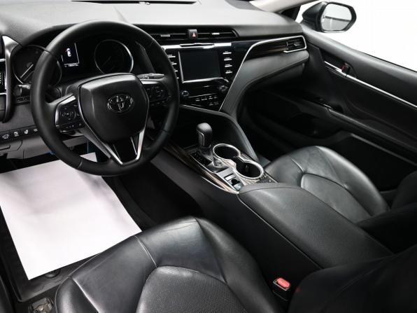 Toyota Camry VIII (XV70) с пробегом 2020 года, цена 2 545 000 рублей, 186973 км, седан, Автокод Объявления