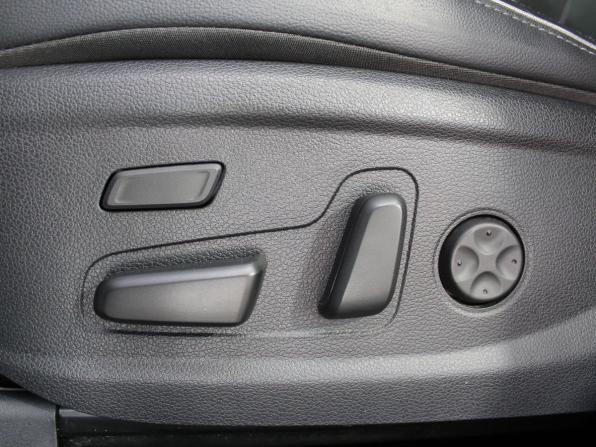 Hyundai Santa Fe IV Рестайлинг с пробегом 2021 года, цена 3 900 000 рублей, 28600 км, внедорожник, Автокод Объявления