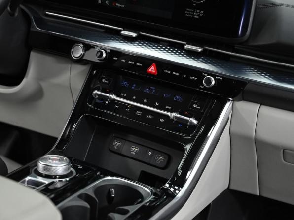 Kia Carnival IV с пробегом 2021 года, цена 3 199 000 рублей, 74000 км, минивэн, Автокод Объявления