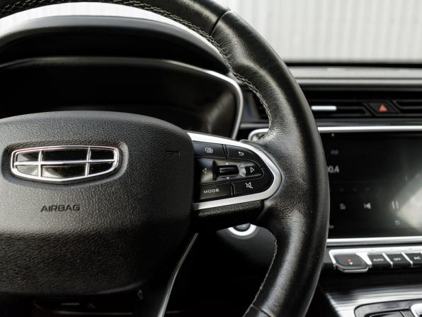 Geely Atlas Pro с пробегом 2021 года, цена 2 050 000 рублей, 68610 км, внедорожник, Автокод Объявления