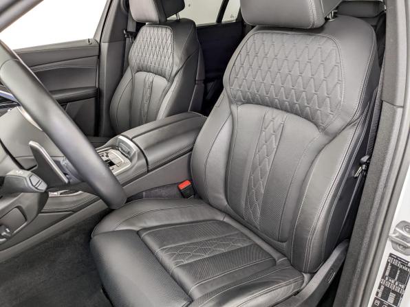 BMW X6 III (G06) Рестайлинг с пробегом 2024 года, цена 12 622 100 рублей, 17235 км, внедорожник, Автокод Объявления