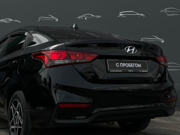 Hyundai Solaris II с пробегом 2017 года, цена 1 167 300 рублей, 137052 км, седан, Автокод Объявления