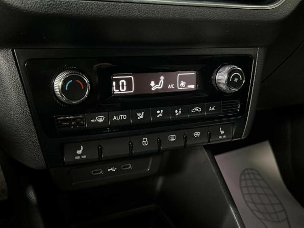 Skoda Rapid II с пробегом 2020 года, цена 1 790 000 рублей, 56127 км, лифтбек, Автокод Объявления