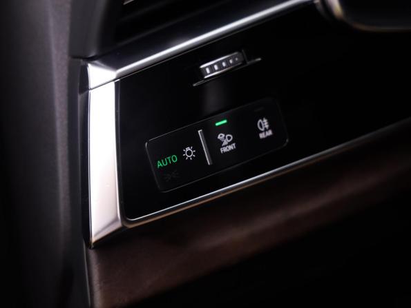 Audi Q8 I (4M) с пробегом 2020 года, цена 6 389 632 рубля, 107801 км, внедорожник, Автокод Объявления