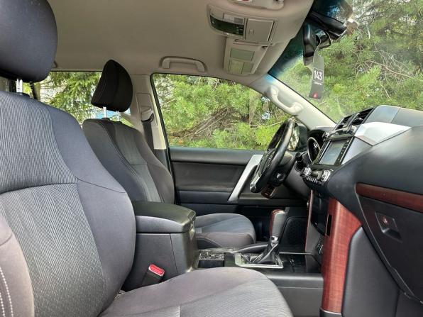Toyota Land Cruiser Prado 150 Series Рестайлинг 1 с пробегом 2014 года, цена 2 949 000 рублей, 230801 км, внедорожник, Автокод Объявления