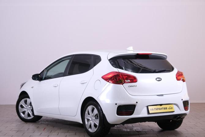 Kia Ceed II Рестайлинг с пробегом 2018 года, цена 1 419 000 рублей, 90000 км, хэтчбек, Автокод Объявления