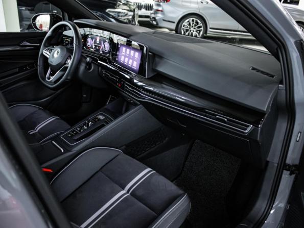 Volkswagen Golf VIII с пробегом 2022 года, цена 3 150 000 рублей, 34209 км, хэтчбек, Автокод Объявления