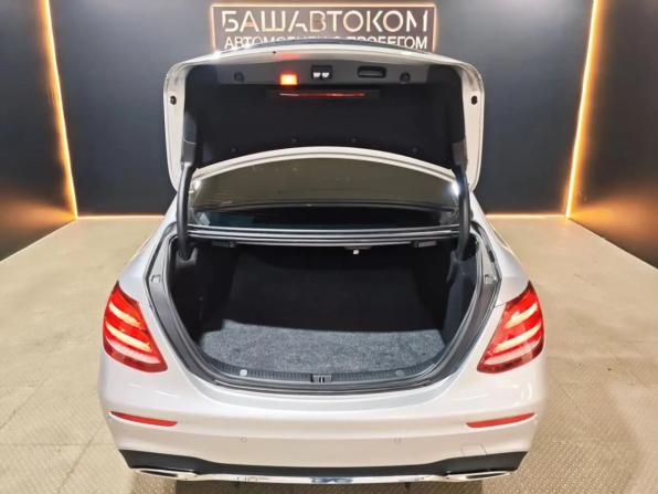 Mercedes-Benz E-Класс V (W213 S213 C238) с пробегом 2018 года, цена 3 700 000 рублей, 65155 км, седан, Автокод Объявления