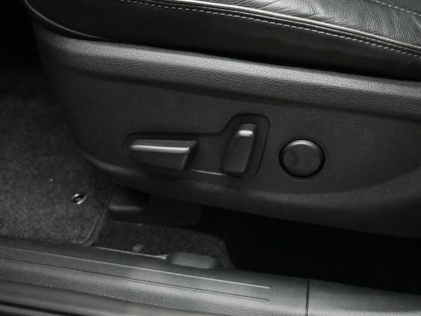 Hyundai Santa Fe IV Рестайлинг с пробегом 2023 года, цена 4 160 000 рублей, 61180 км, внедорожник, Автокод Объявления