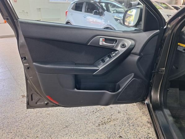 Kia Cerato II с пробегом 2010 года, цена 609 000 рублей, 160664 км, седан, Автокод Объявления