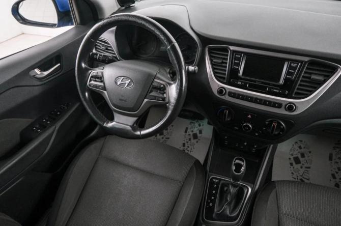 Hyundai Solaris II с пробегом 2017 года, цена 1 399 000 рублей, 77000 км, седан, Автокод Объявления