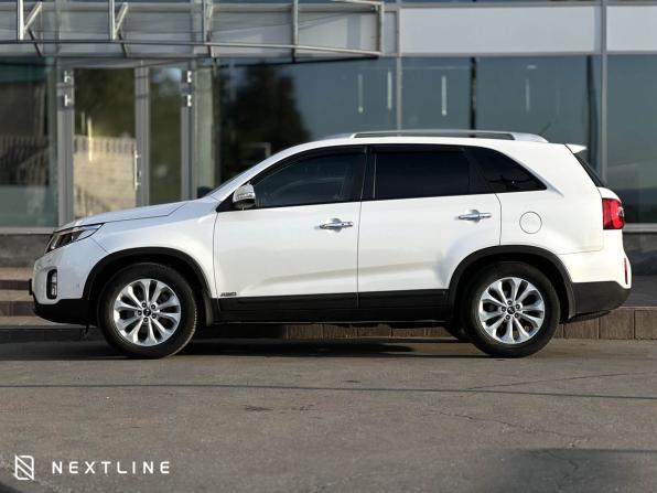 Kia Sorento II Рестайлинг с пробегом 2017 года, цена 2 190 000 рублей, 47000 км, внедорожник, Автокод Объявления