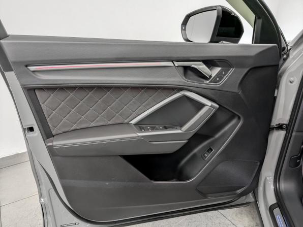 Audi Q3 Sportback II (F3) с пробегом 2024 года, цена 4 655 000 рублей, 23071 км, внедорожник, Автокод Объявления