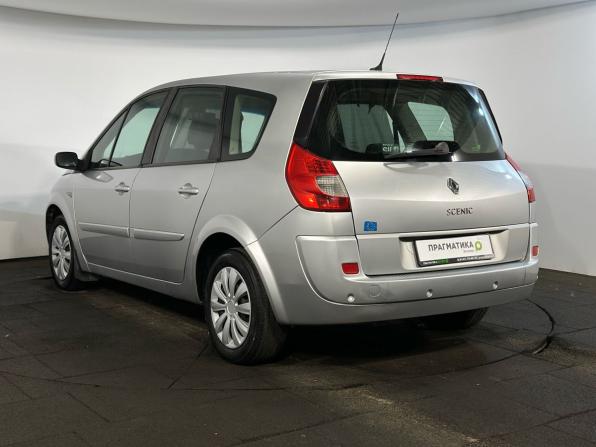 Renault Scenic II Рестайлинг с пробегом 2008 года, цена 639 900 рублей, 175007 км, компактвэн, Автокод Объявления