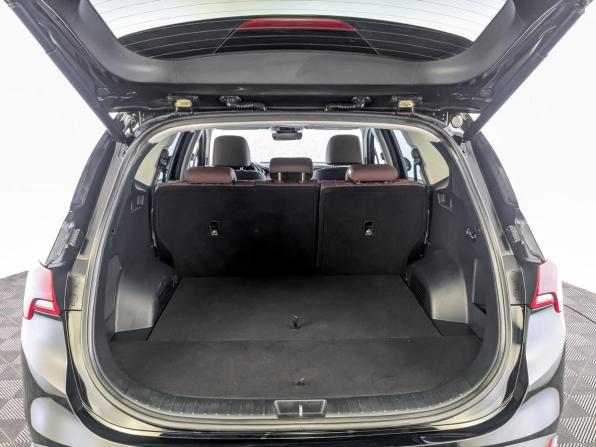 Hyundai Santa Fe IV Рестайлинг с пробегом 2021 года, цена 3 950 000 рублей, 38670 км, внедорожник, Автокод Объявления