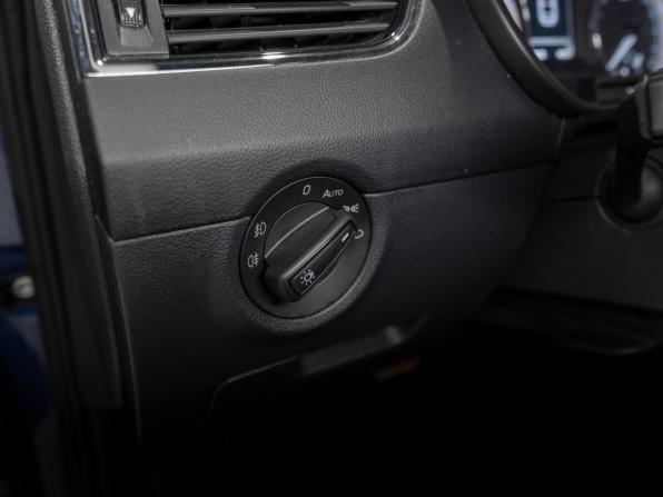 Skoda Octavia III (A7) Рестайлинг с пробегом 2019 года, цена 1 730 000 рублей, 138534 км, лифтбек, Автокод Объявления