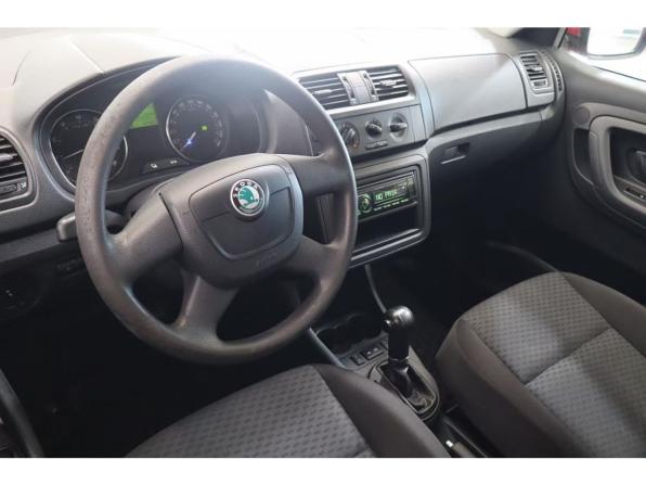 Skoda Fabia II Рестайлинг с пробегом 2012 года, цена 706 000 рублей, 209286 км, хэтчбек, Автокод Объявления