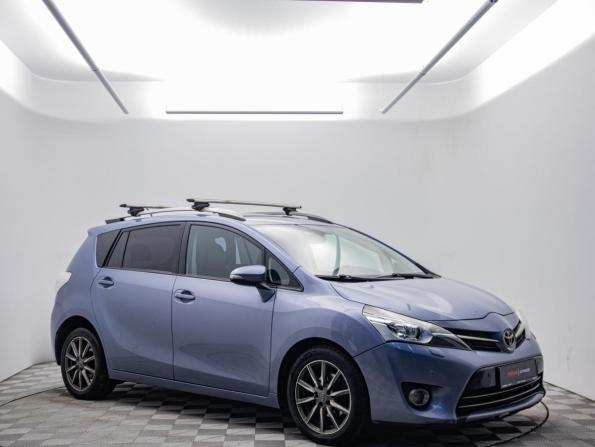 Toyota Verso I Рестайлинг с пробегом 2013 года, цена 1 243 000 рублей, 220076 км, компактвэн, Автокод Объявления