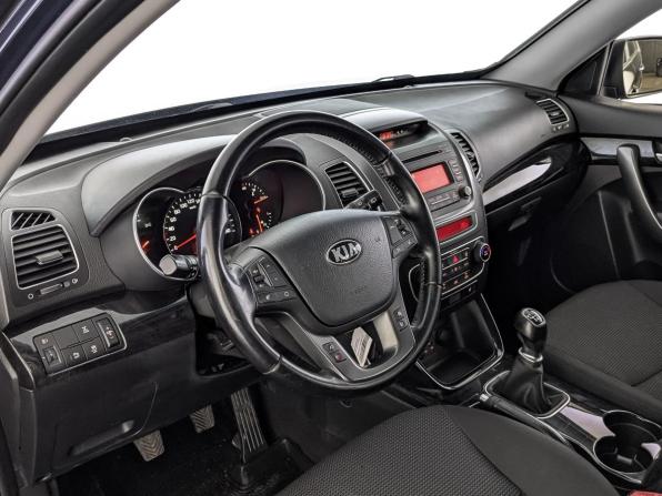 Kia Sorento II Рестайлинг с пробегом 2018 года, цена 1 960 000 рублей, 135110 км, внедорожник, Автокод Объявления