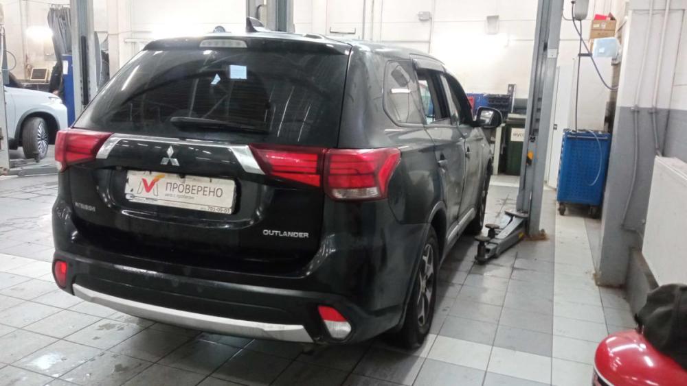 Mitsubishi Outlander III Рестайлинг 2 Санкт-Петербург  - изображение 3