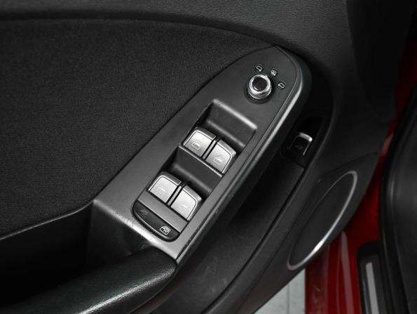 Audi A4 IV (B8) Рестайлинг с пробегом 2013 года, цена 1 525 000 рублей, 208511 км, седан, Автокод Объявления