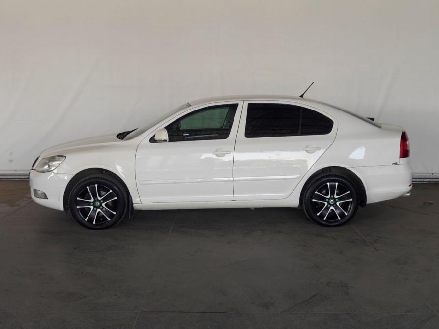 Skoda Octavia II (A5) Рестайлинг Москва  - изображение 8