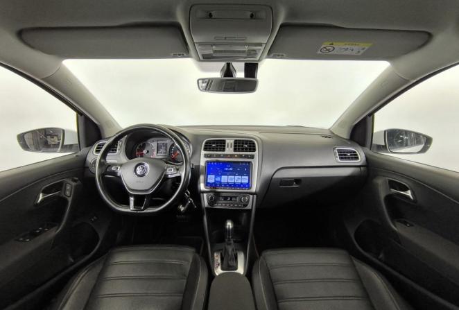 Volkswagen Polo V Рестайлинг с пробегом 2017 года, цена 1 285 000 рублей, 156431 км, седан, Автокод Объявления