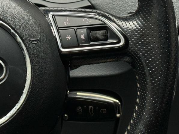 Audi Q3 I (8U) Рестайлинг с пробегом 2017 года, цена 2 149 000 рублей, 165018 км, внедорожник, Автокод Объявления