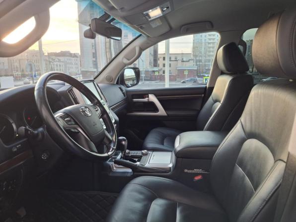 Toyota Land Cruiser 200 Series Рестайлинг 2 с пробегом 2019 года, цена 6 690 000 рублей, 153328 км, внедорожник, Автокод Объявления