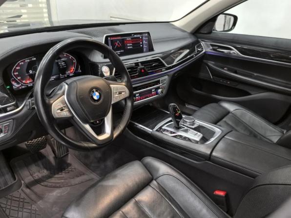 BMW 7 серии VI (G11/G12) с пробегом 2019 года, цена 6 292 800 рублей, 129563 км, седан, Автокод Объявления