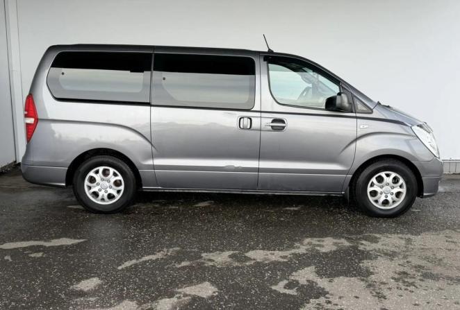 Hyundai H-1 II с пробегом 2010 года, цена 1 160 000 рублей, 262081 км, минивэн, Автокод Объявления