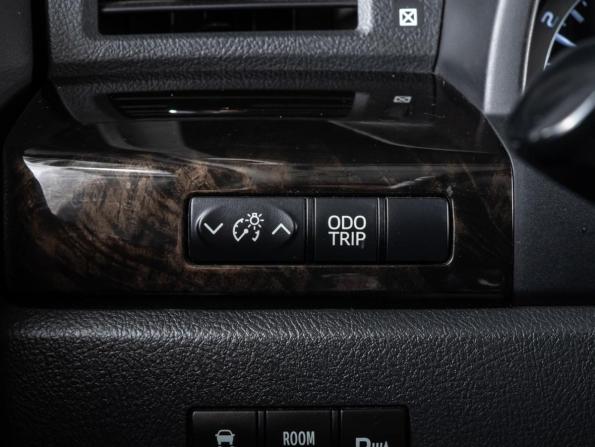 Toyota Alphard II с пробегом 2013 года, цена 2 999 000 рублей, 372987 км, минивэн, Автокод Объявления