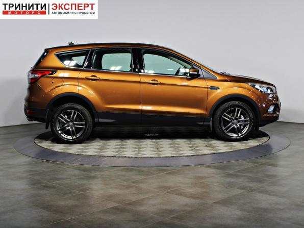 Ford Kuga II Рестайлинг с пробегом 2019 года, цена 2 157 000 рублей, 68231 км, внедорожник, Автокод Объявления