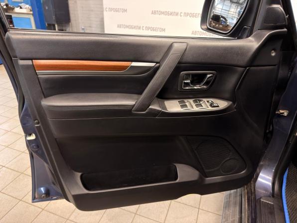 Mitsubishi Pajero IV с пробегом 2007 года, цена 999 000 рублей, 290000 км, внедорожник, Автокод Объявления